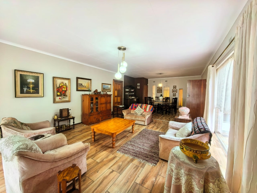 3 Bedroom Property for Sale in Vaalpark Free State